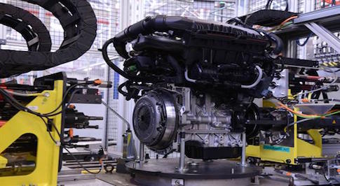 PSA Peugeot Citroen Turbo PureTech wins International Engine of the Year award 