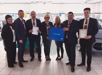 Two Bristol Street Motors Derby dealerships receive awards